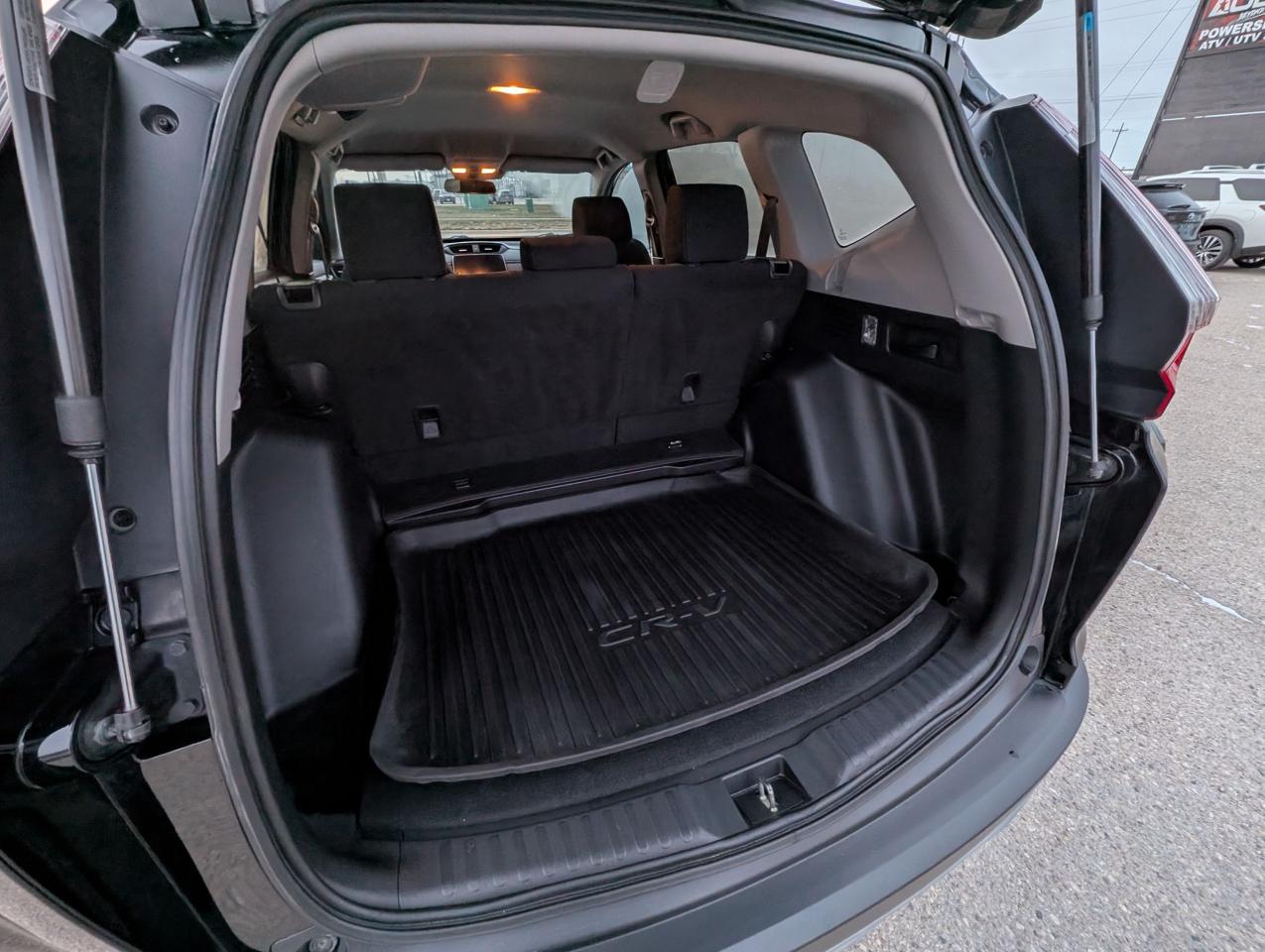 2017 Honda CR-V LX | MB OWNED | GOOD SERVICE RECORDS - Photo #6