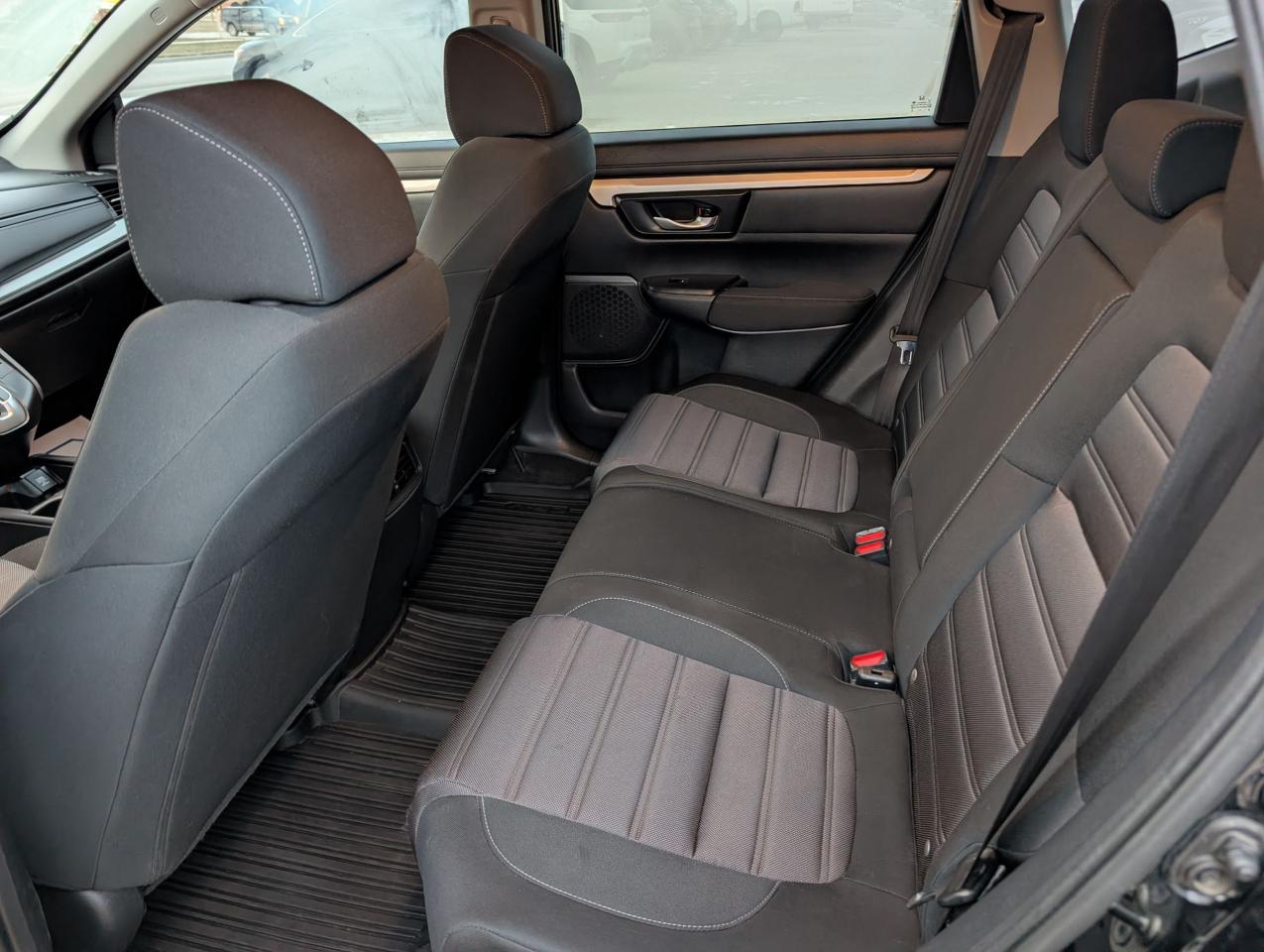 2017 Honda CR-V LX | MB OWNED | GOOD SERVICE RECORDS - Photo #7