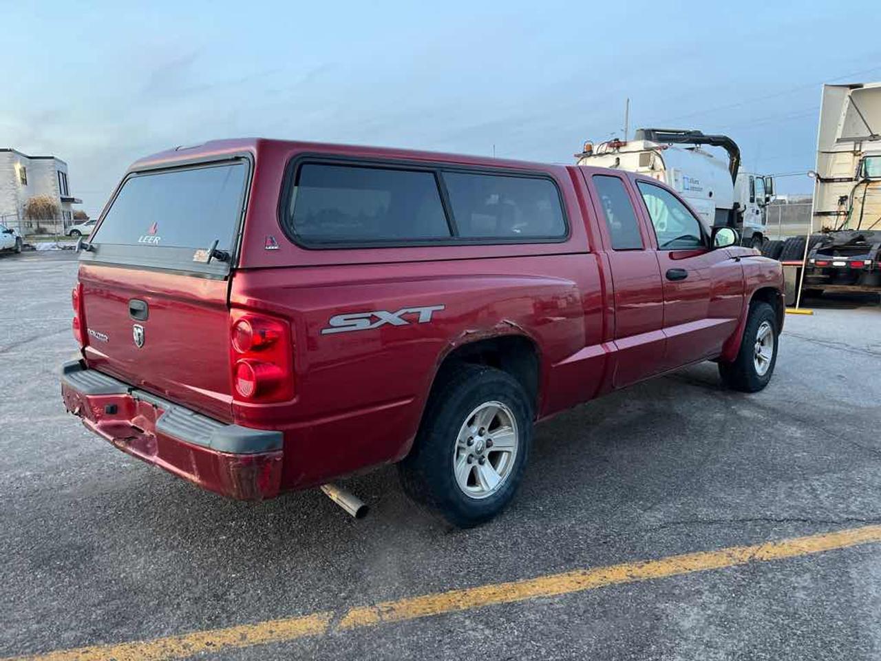 2008 Dodge Dakota SXT Photo