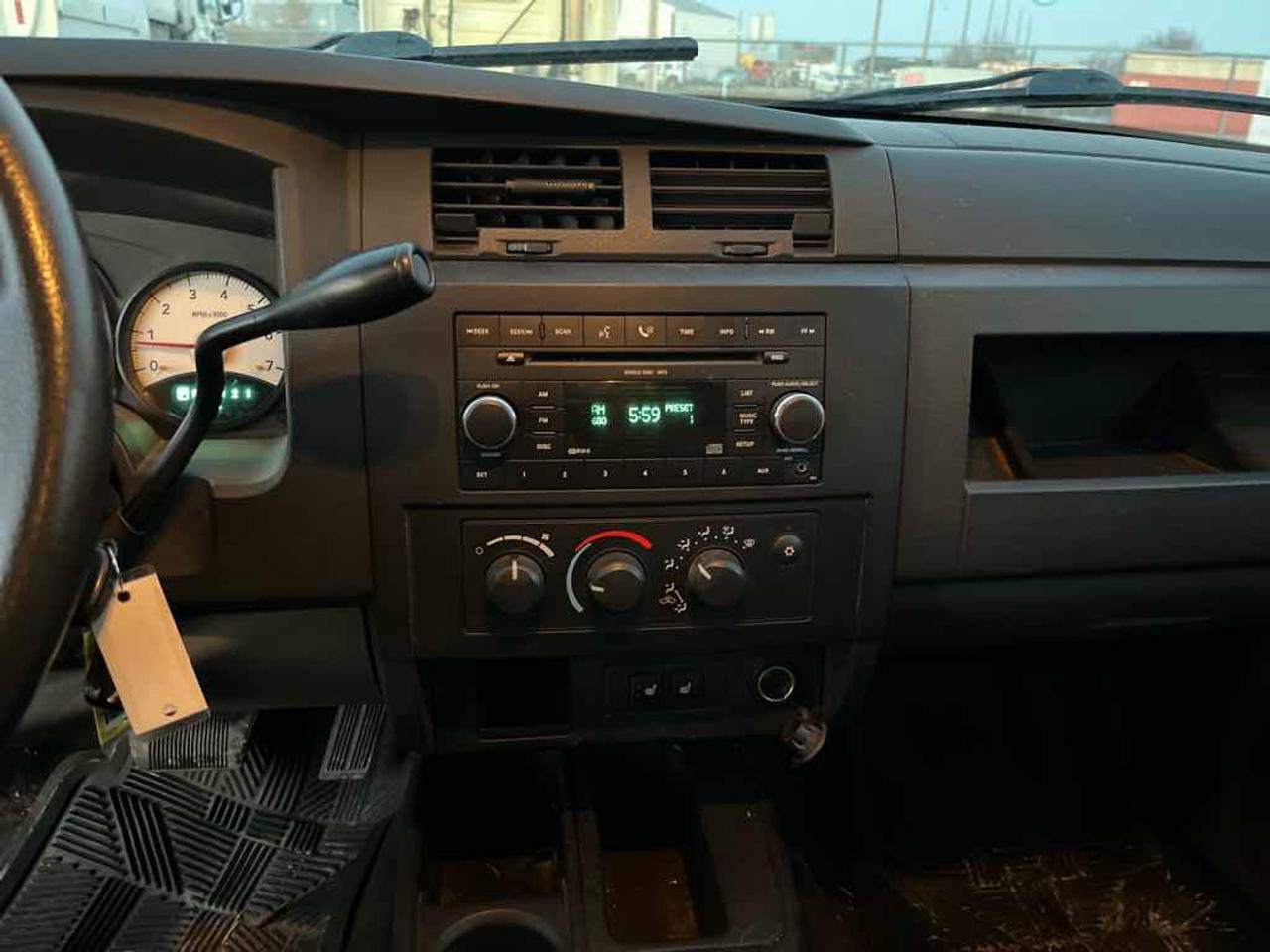 2008 Dodge Dakota SXT Photo