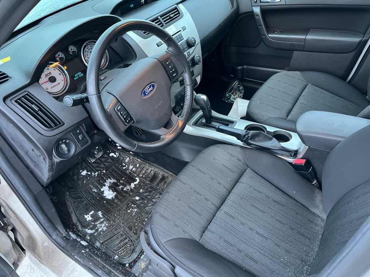 2011 Ford Focus SE Photo