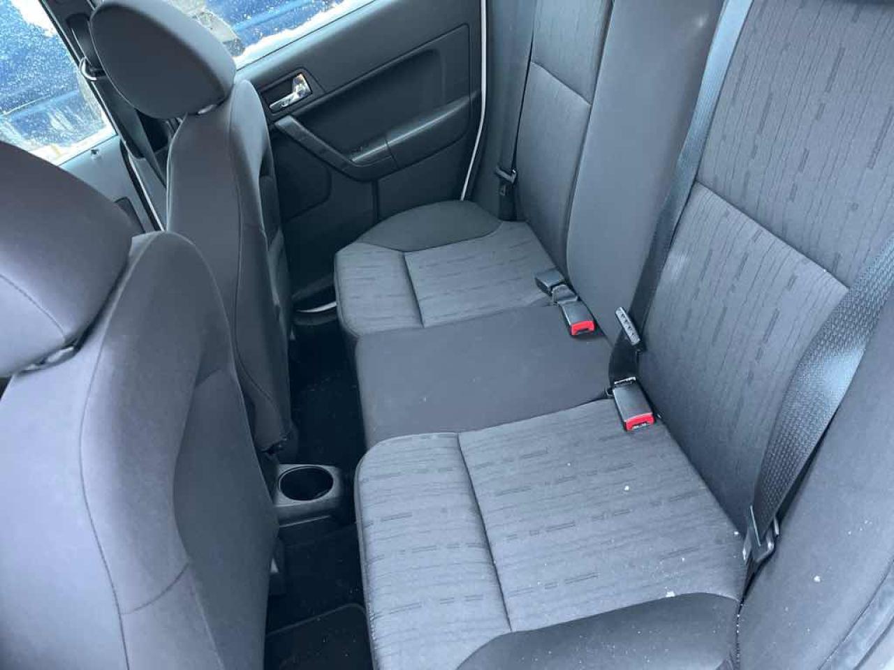 2011 Ford Focus SE Photo