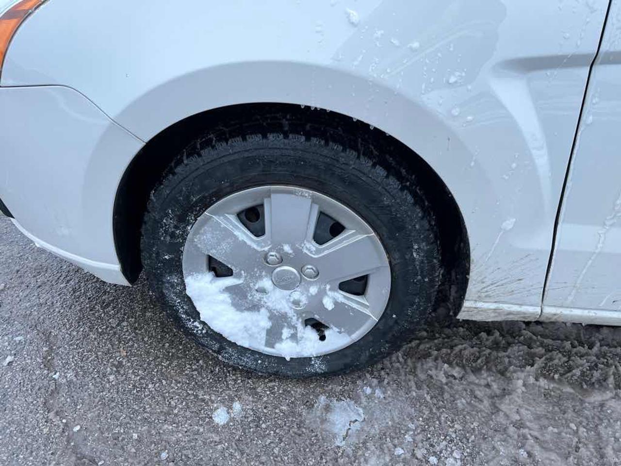 2011 Ford Focus SE Photo