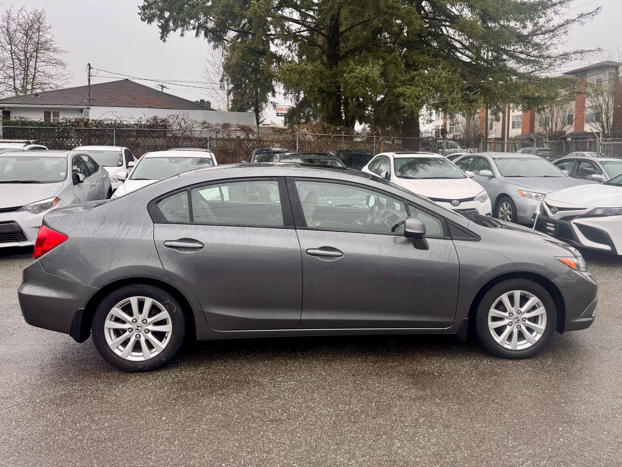2012 Honda Civic EX-L FINANCING AVAILABLE Photo4