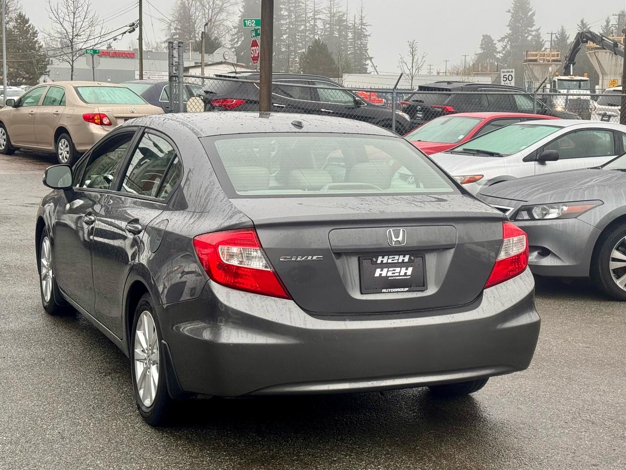 2012 Honda Civic EX-L FINANCING AVAILABLE Photo7