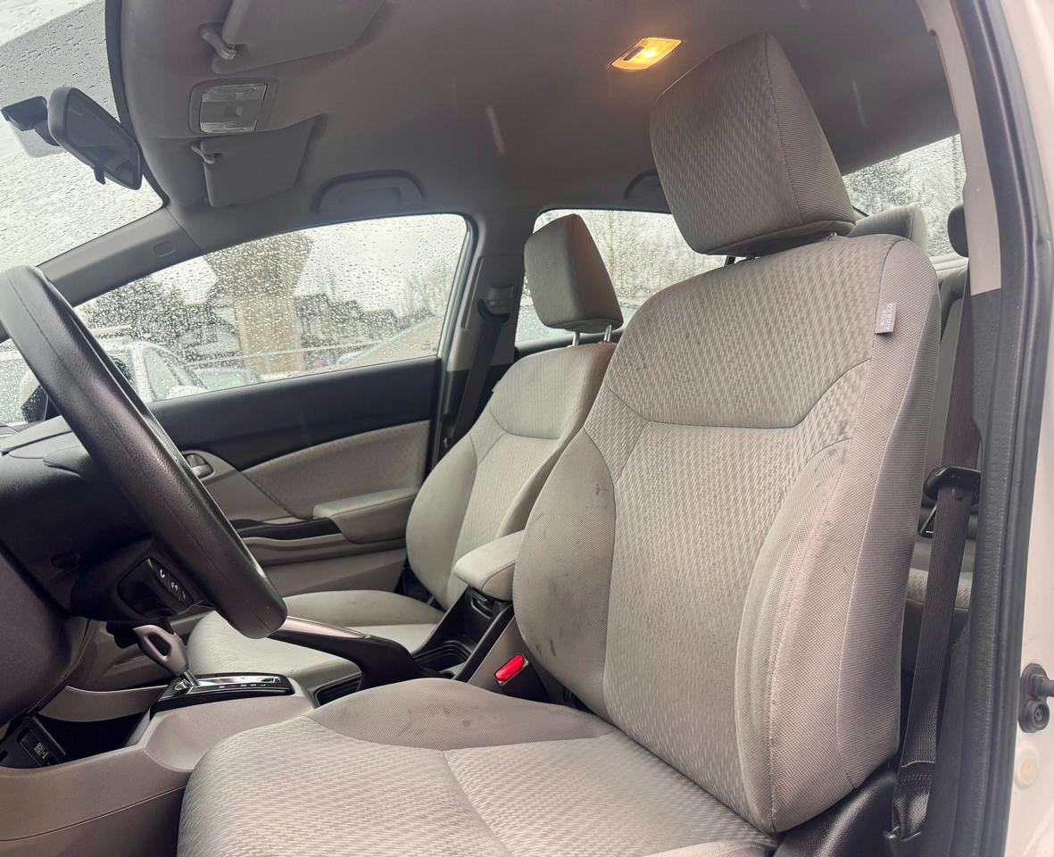 2014 Honda Civic LX FINANCING AVAILABLE Photo9