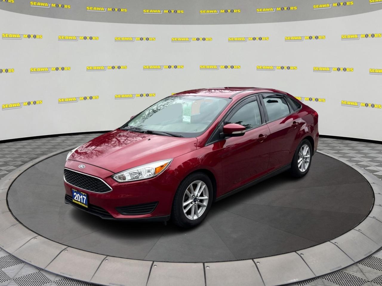 2017 Ford Focus SE - Photo #8