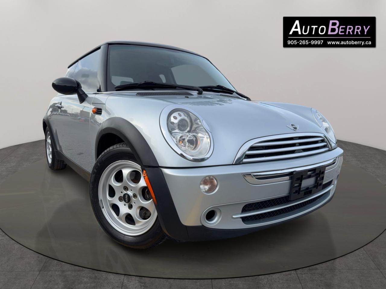 Used 2005 MINI Cooper Hardtop 2dr Cpe for sale in Woodbridge, ON