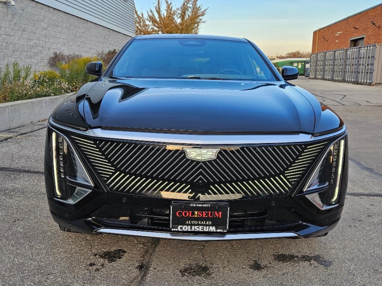 2024 Cadillac LYRIQ TECH-ELECTRIC-500KM RANGE-LEATHER-PANO ROOF Photo