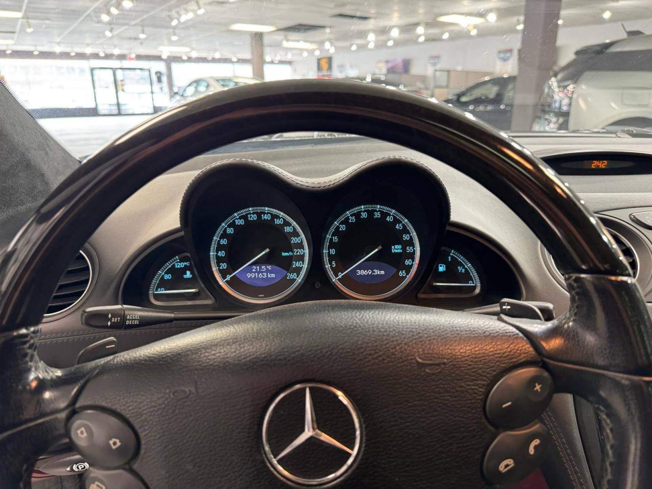 2007 Mercedes-Benz SL-Class 2dr Roadster 5.5L V12 Photo