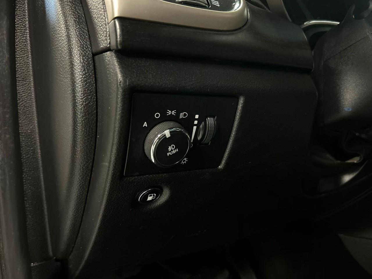 2014 Jeep Grand Cherokee Laredo Photo