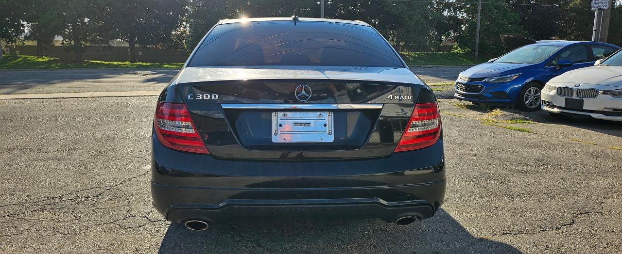 2013 Mercedes-Benz C-Class C 300 4Matic GPS/APPLE CAR PLAY - Photo #4