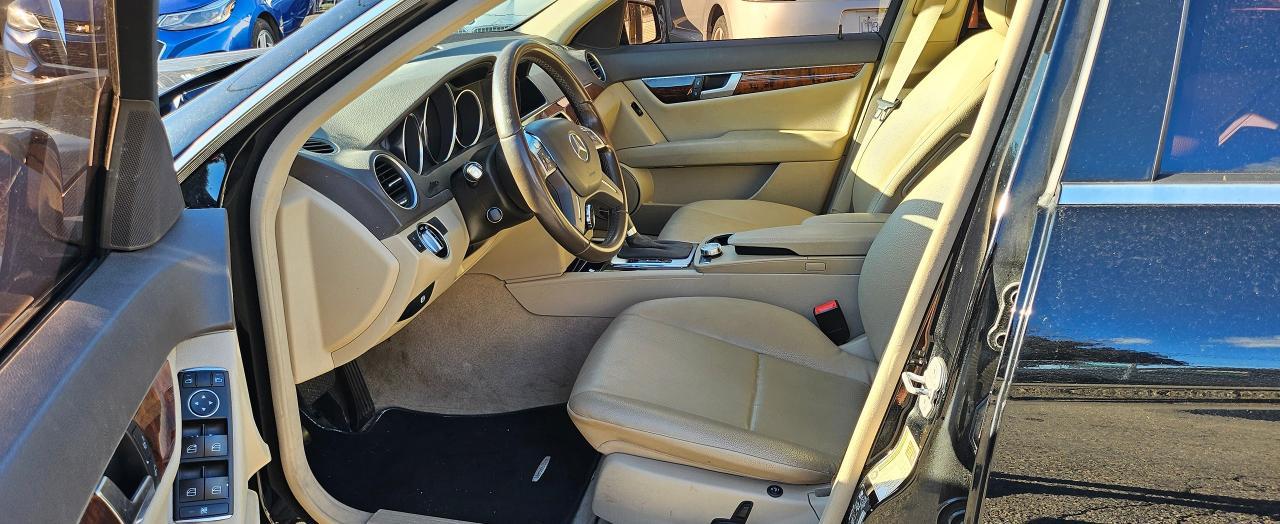 2013 Mercedes-Benz C-Class C 300 4Matic GPS/APPLE CAR PLAY - Photo #5
