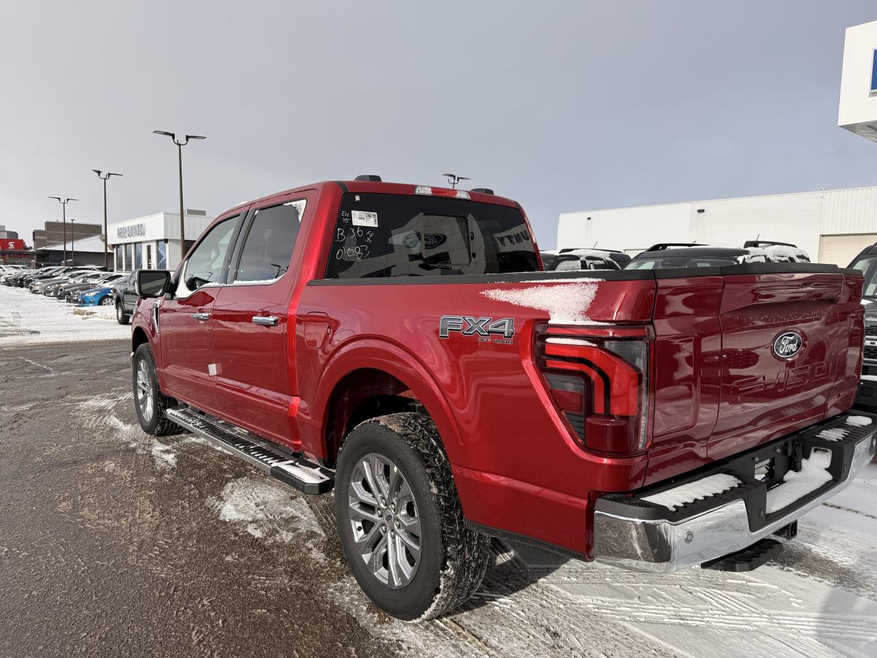 2025 Ford F-150 Lariat Photo4