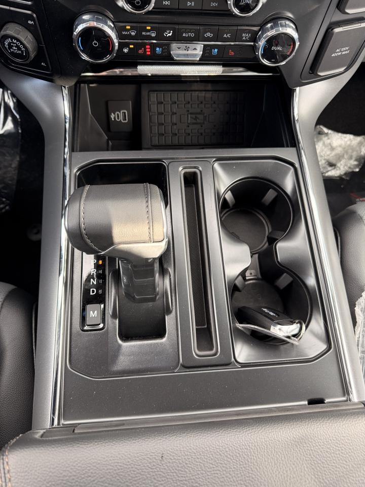 2025 Ford F-150 Lariat Photo