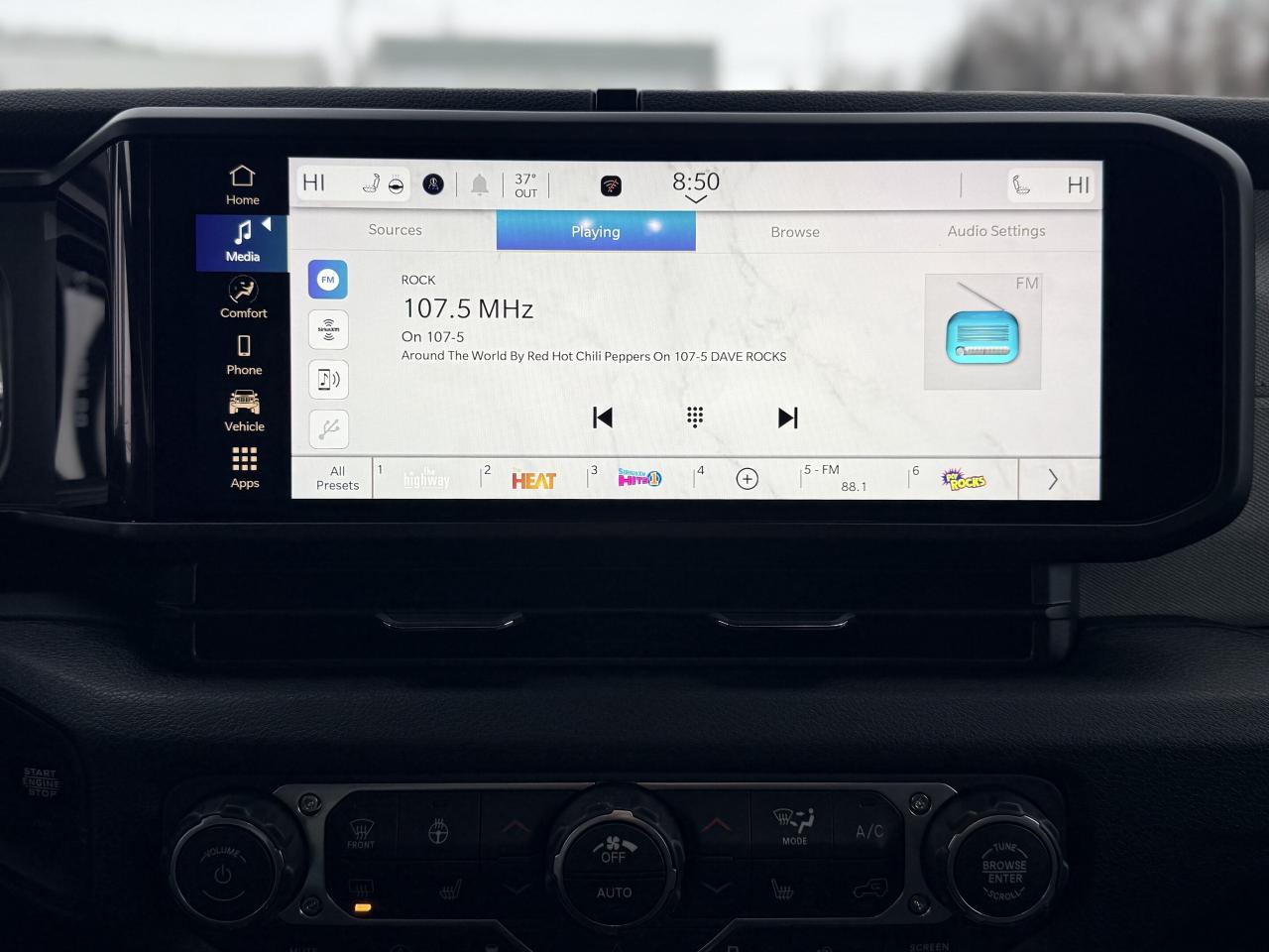 2026 Jeep Wrangler Willys 2 Door 4x4 Photo