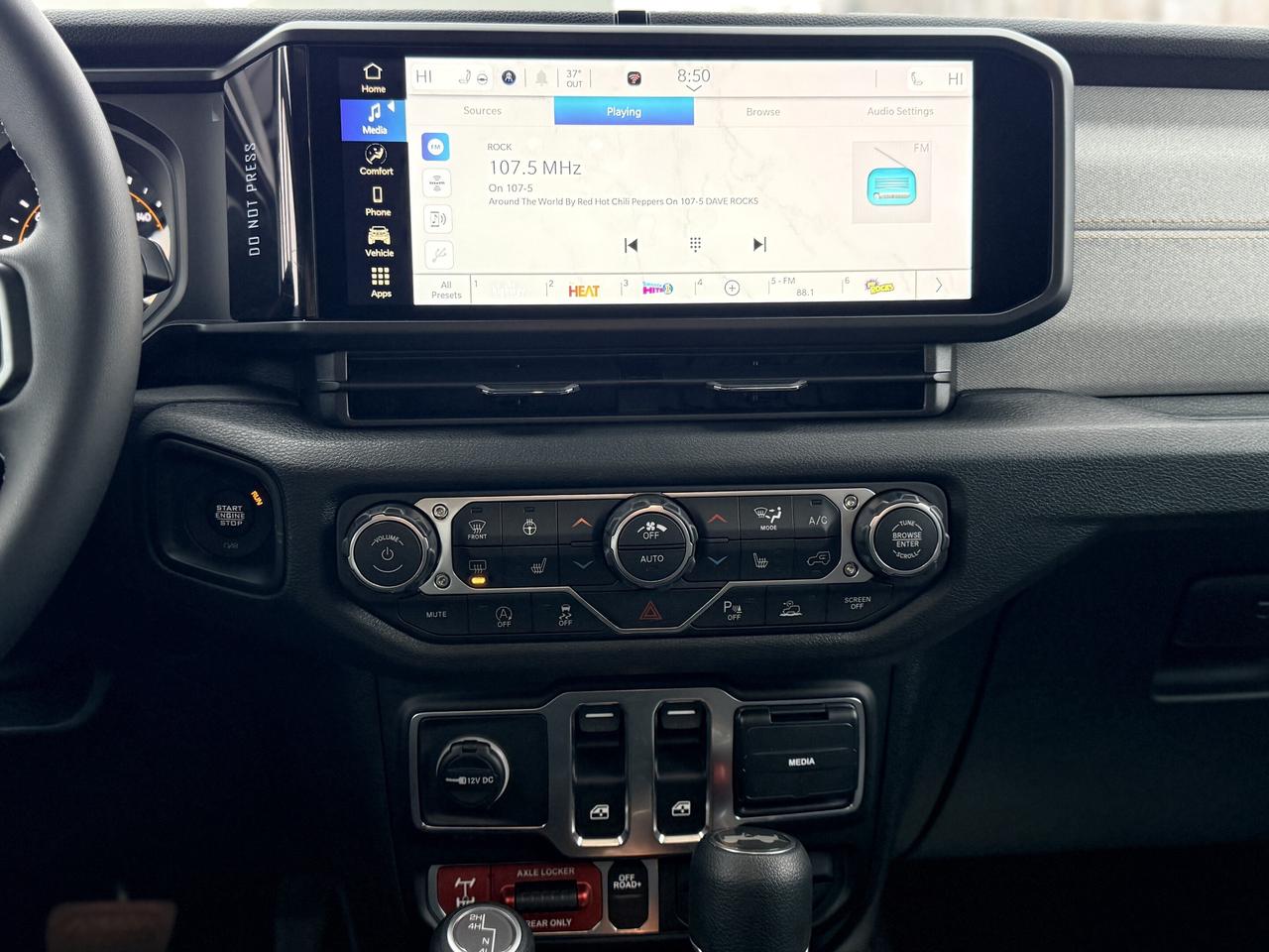 2026 Jeep Wrangler Willys 2 Door 4x4 Photo