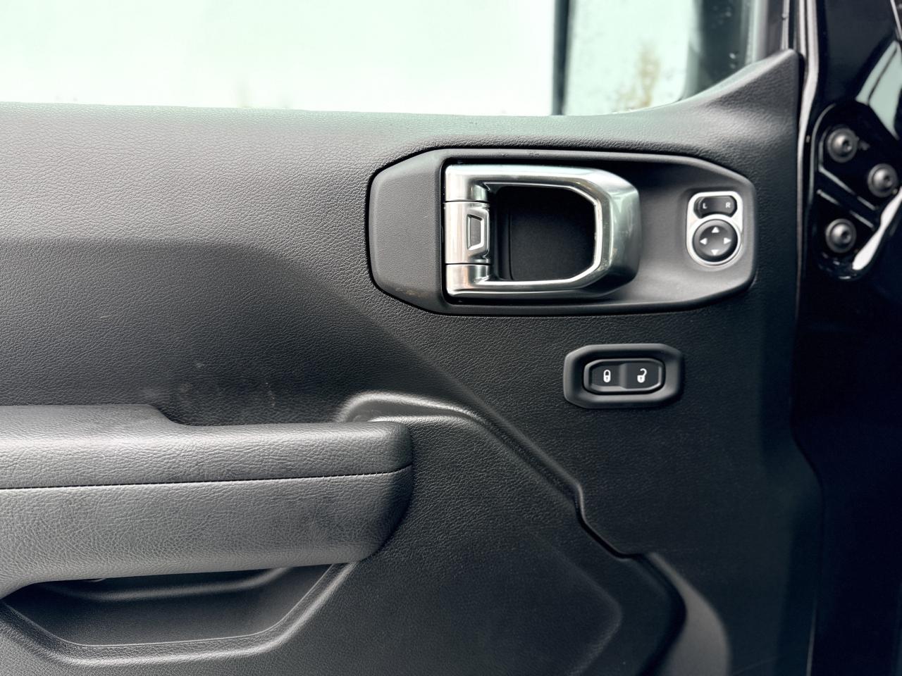 2026 Jeep Wrangler Willys 2 Door 4x4 Photo