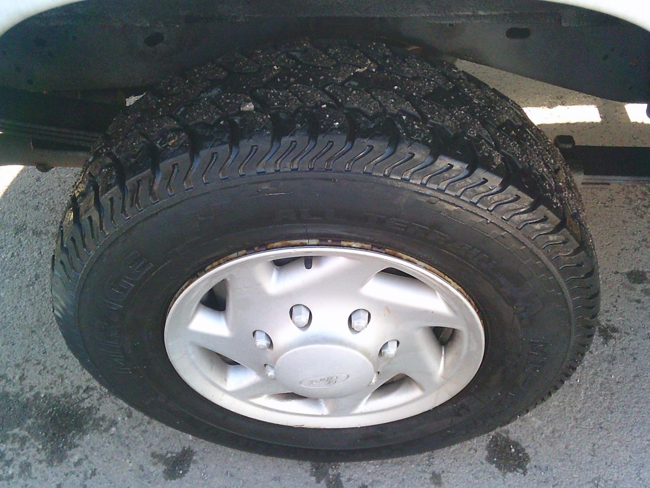 2012 Ford Econoline E-250 Commercial - Photo #23