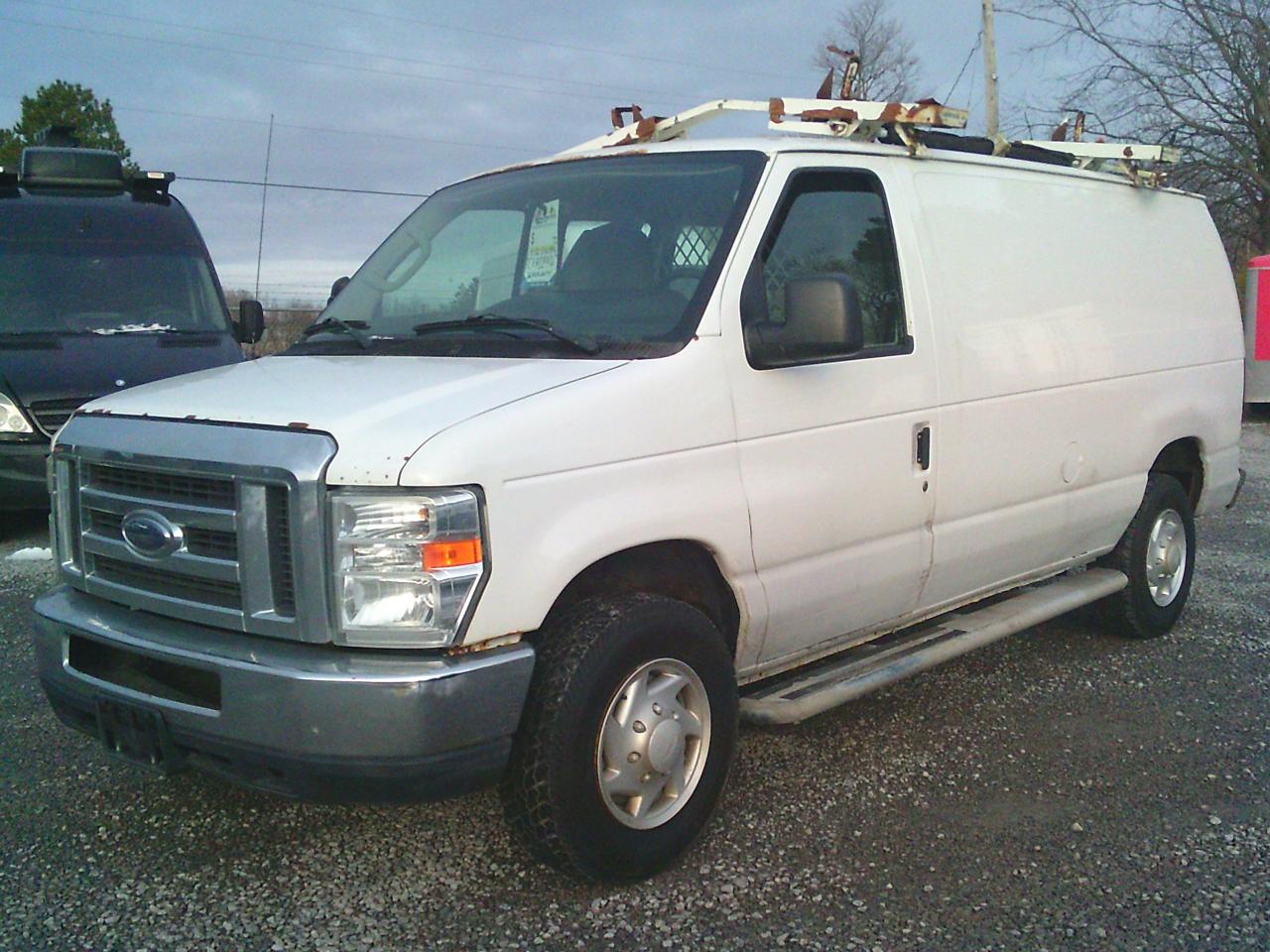 2012 Ford Econoline E-250 Commercial - Photo #3