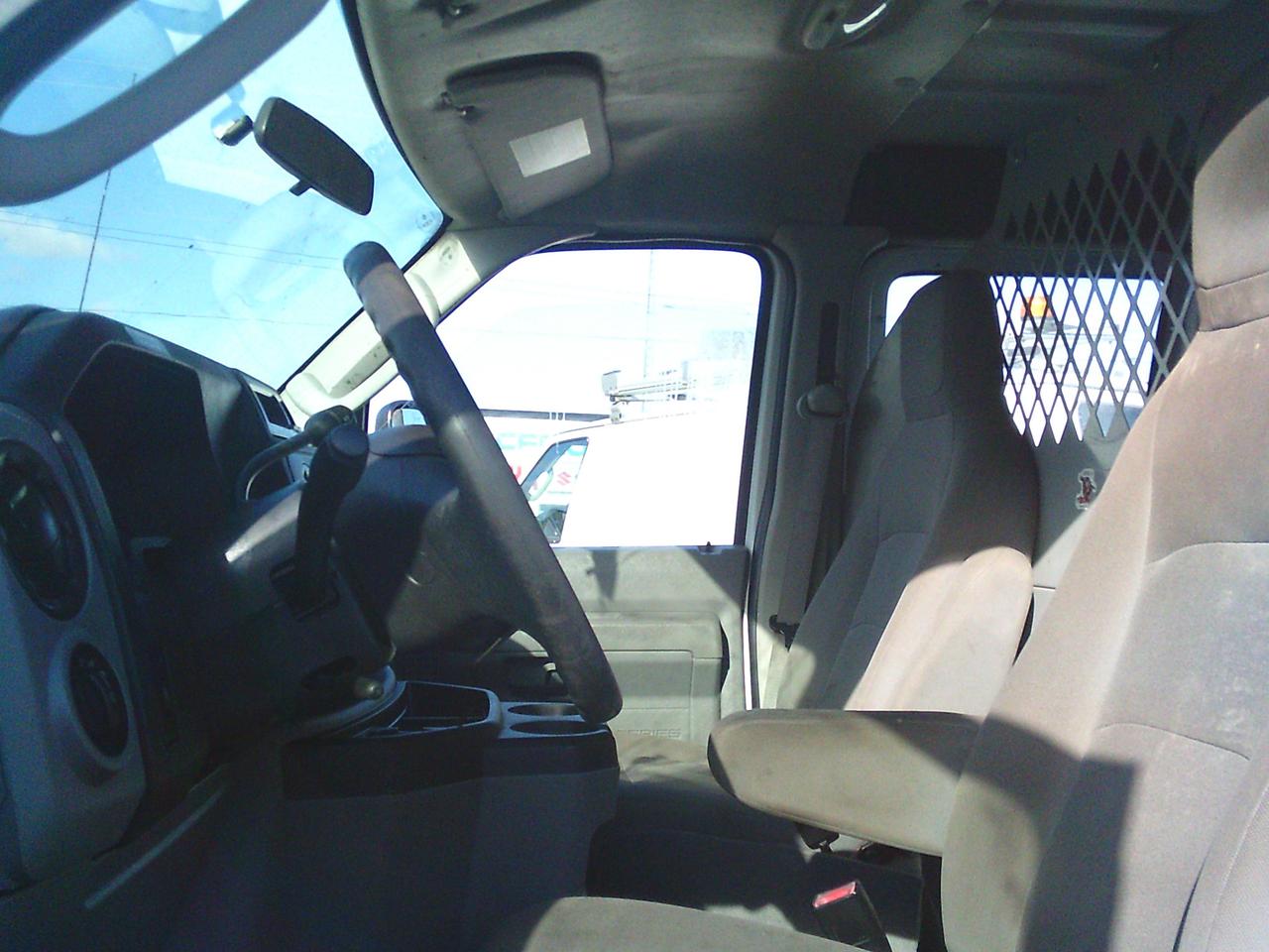 2012 Ford Econoline E-250 Commercial Photo