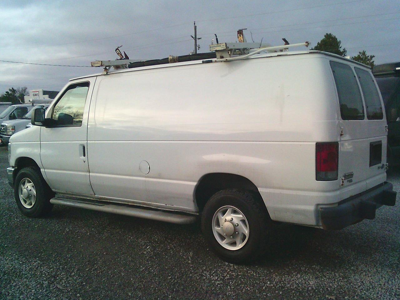 2012 Ford Econoline E-250 Commercial Photo