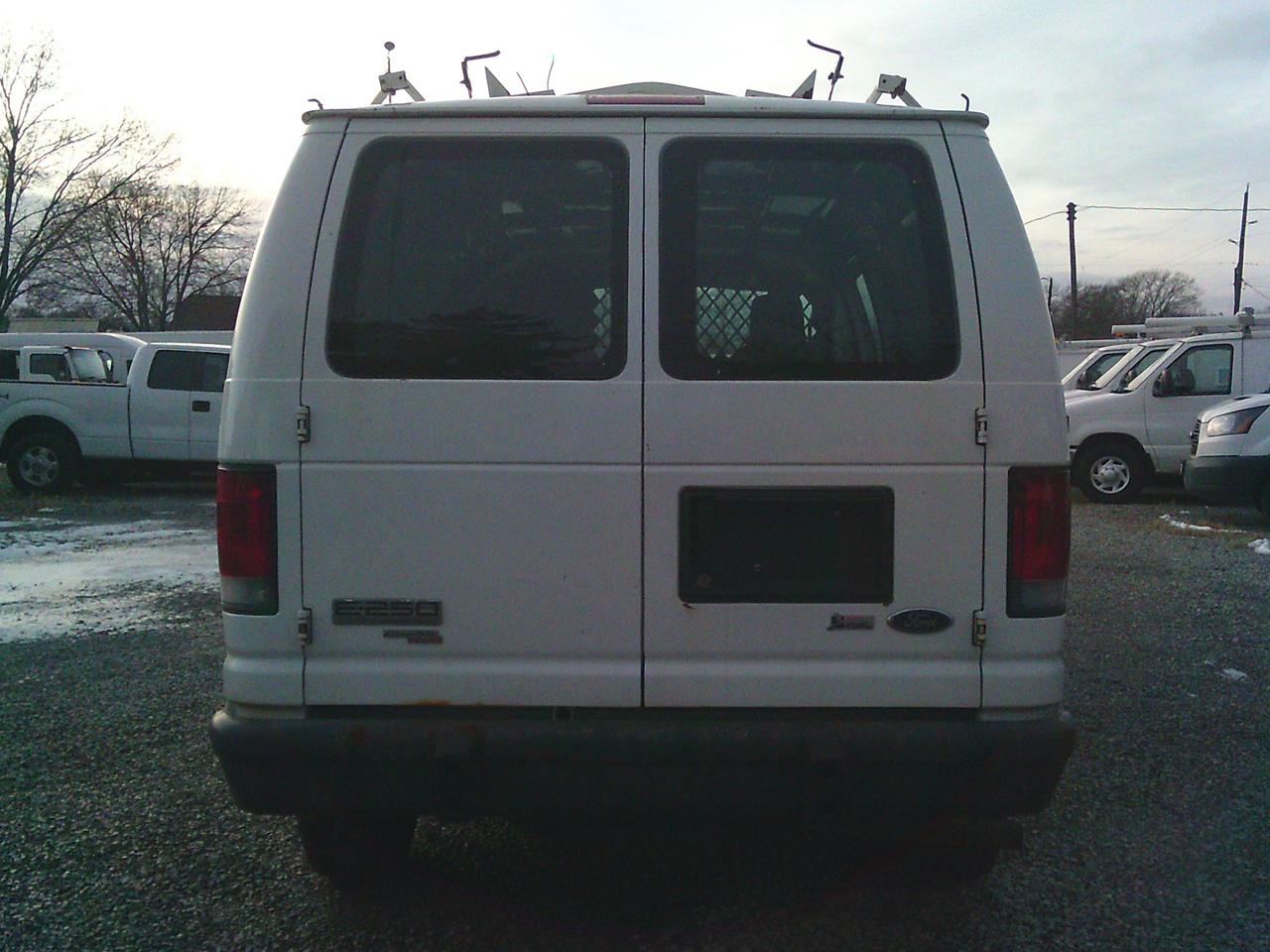 2012 Ford Econoline E-250 Commercial Photo