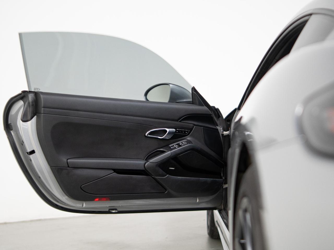 2020 Porsche 718 Cayman PREMIUM PLUS PKG | BOSE | 19 IN Photo