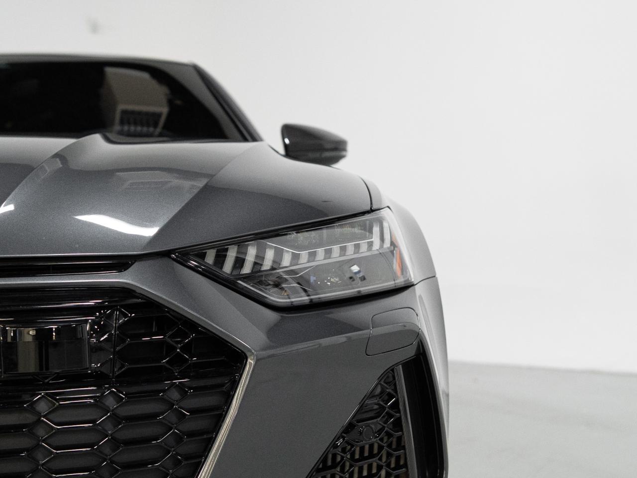2021 Audi RS 7 DYNAMIC PKG | CARBON OPTICS | 22 IN Photo