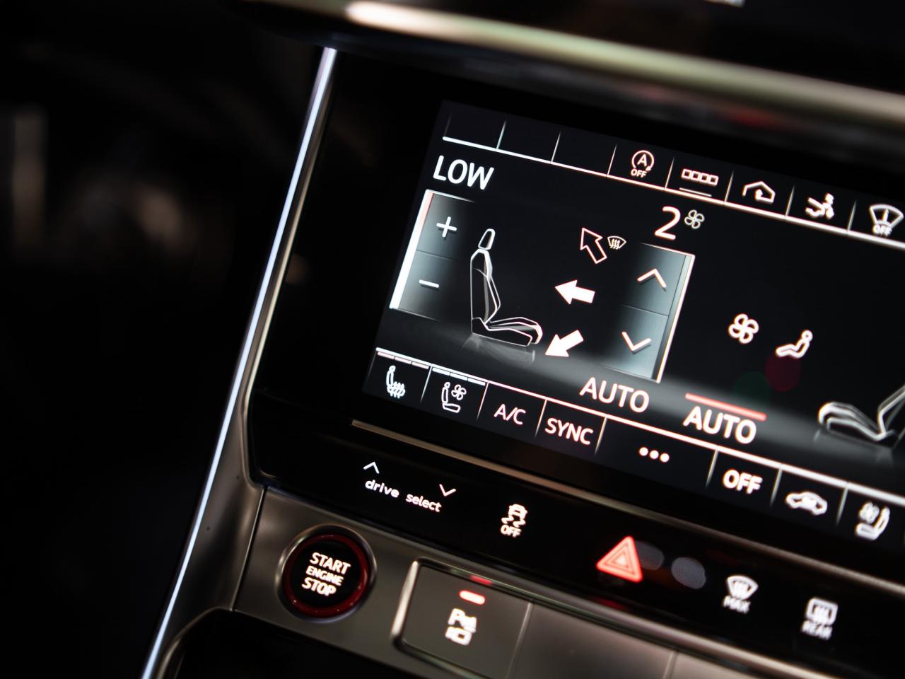 2021 Audi RS 7 DYNAMIC PKG | CARBON OPTICS | 22 IN Photo