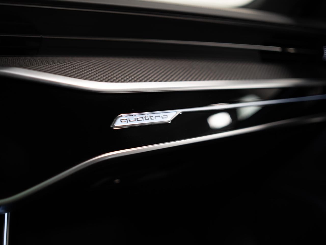 2021 Audi RS 7 DYNAMIC PKG | CARBON OPTICS | 22 IN Photo