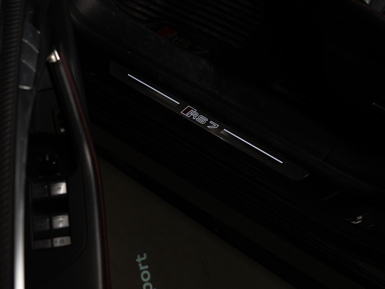 2021 Audi RS 7 DYNAMIC PKG | CARBON OPTICS | 22 IN Photo