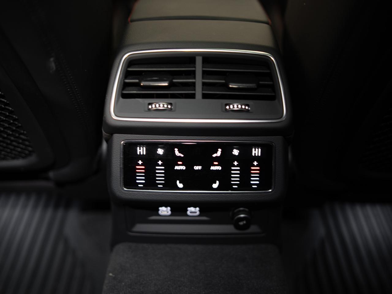 2021 Audi RS 7 DYNAMIC PKG | CARBON OPTICS | 22 IN Photo