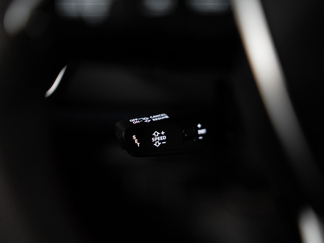 2021 Audi RS 7 DYNAMIC PKG | CARBON OPTICS | 22 IN Photo