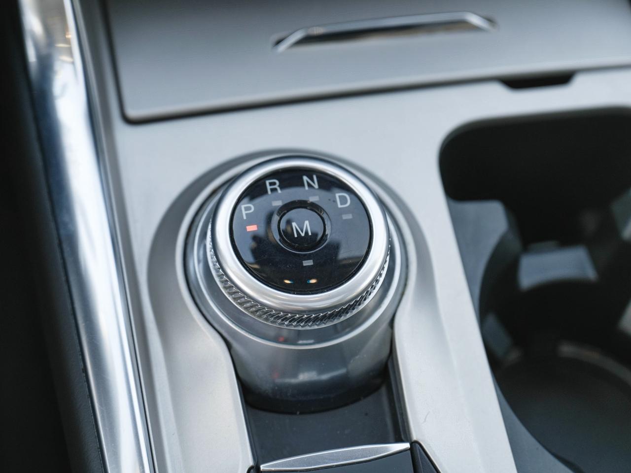 2021 Ford Explorer LIMITED | 4X4 | 3 ROWS OF SEATING! | PANO ROOF | Photo