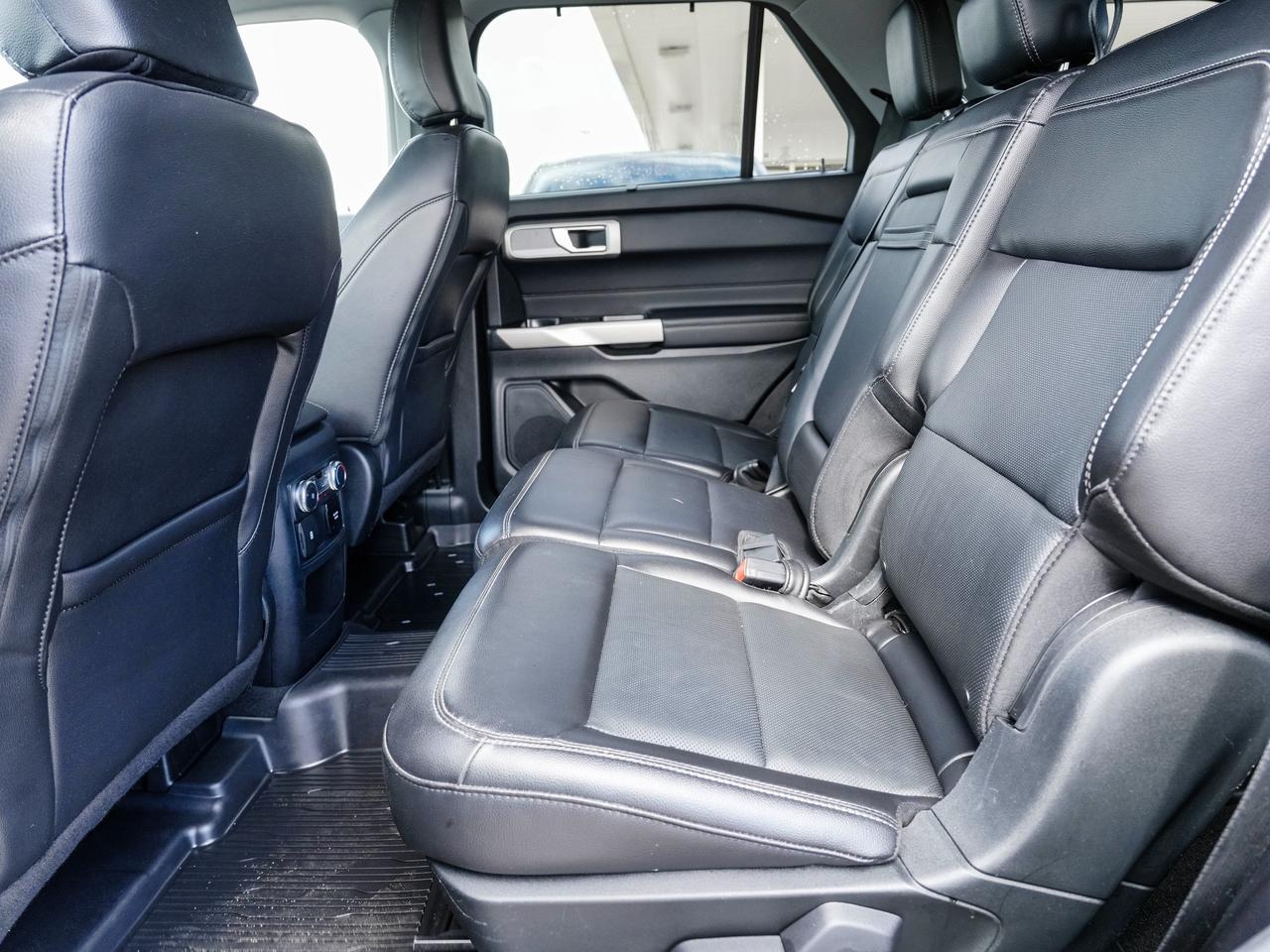 2021 Ford Explorer LIMITED | 4X4 | 3 ROWS OF SEATING! | PANO ROOF | Photo