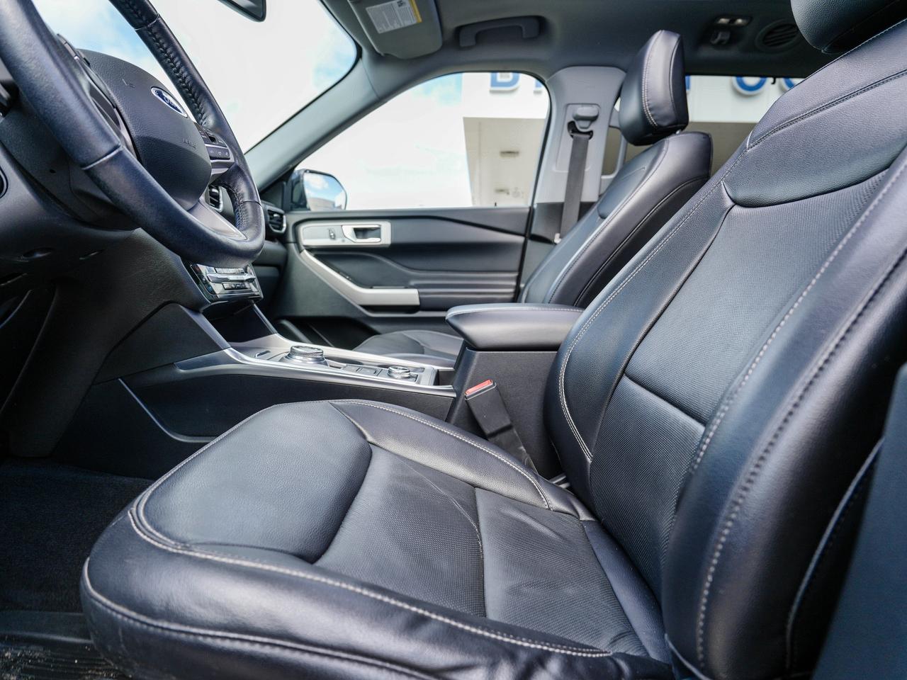 2021 Ford Explorer LIMITED | 4X4 | 3 ROWS OF SEATING! | PANO ROOF | Photo