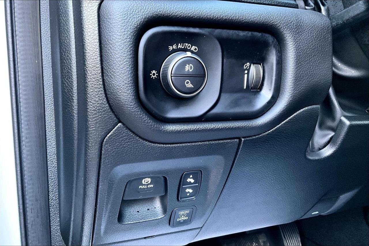 2025 RAM 1500 Big Horn Sport | Duratrac Tires | Level Kit | 4X4 Photo