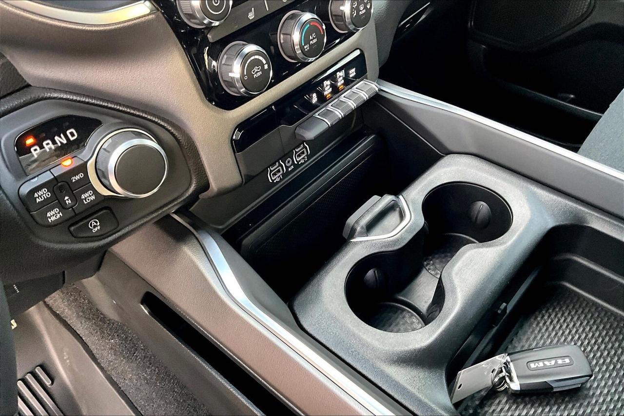 2025 RAM 1500 Big Horn Sport | Duratrac Tires | Level Kit | 4X4 Photo