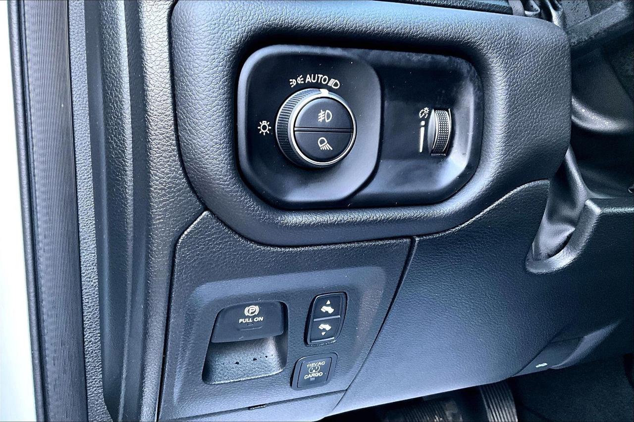 2025 RAM 1500 Big Horn Sport | Duratrac Tires | Level Kit | 4X4 Photo