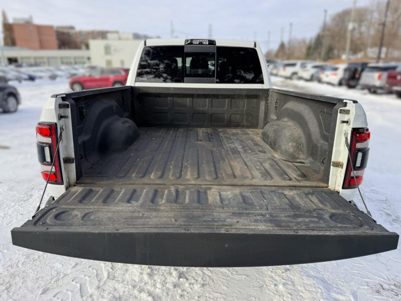 2022 RAM 2500 Limited 4x4 Mega Cab 6'4  Box | NAVIGATION | Photo