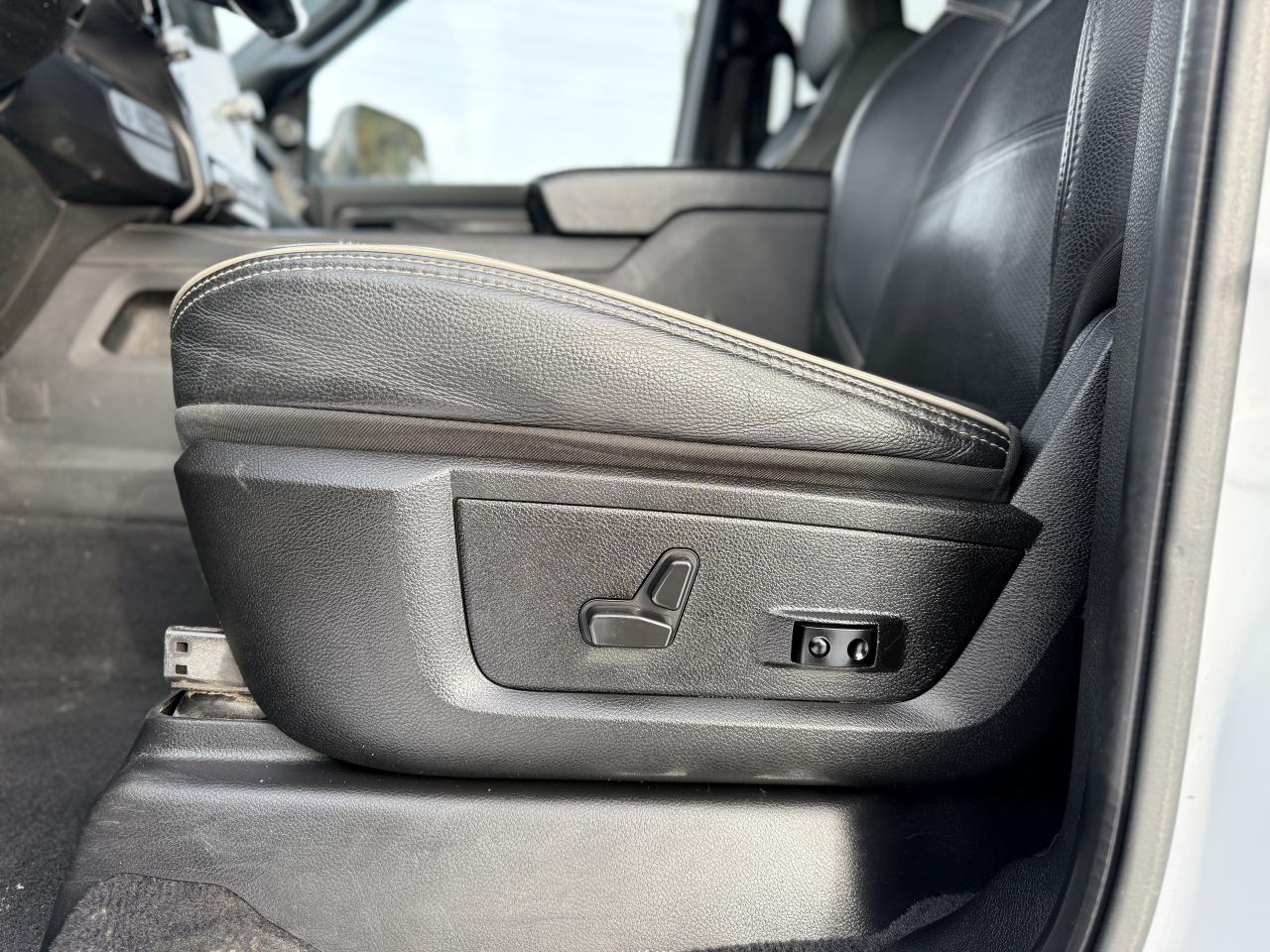 2022 RAM 2500 Limited 4x4 Mega Cab 6'4  Box | NAVIGATION | Photo