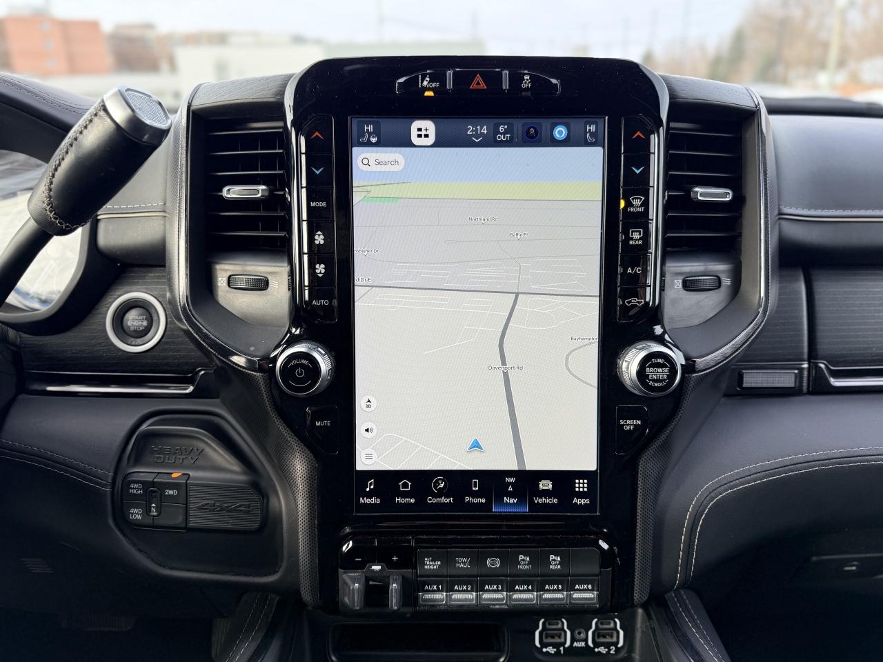 2022 RAM 2500 Limited 4x4 Mega Cab 6'4  Box | NAVIGATION | Photo