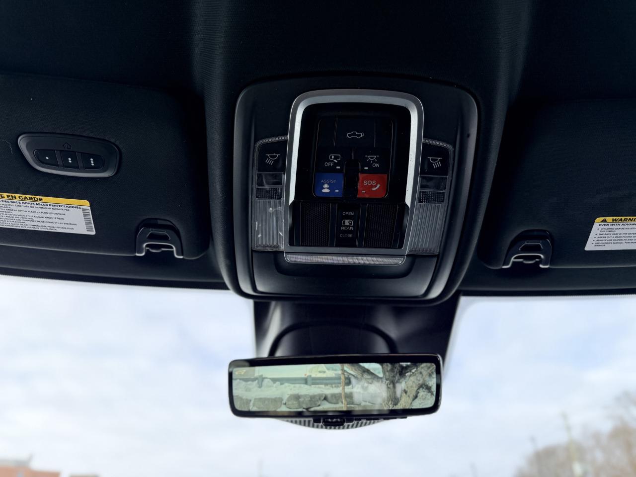 2022 RAM 2500 Limited 4x4 Mega Cab 6'4  Box | NAVIGATION | Photo