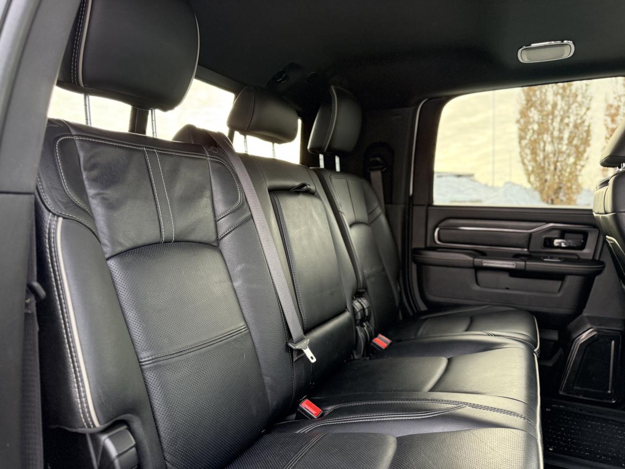 2022 RAM 2500 Limited 4x4 Mega Cab 6'4  Box | NAVIGATION | Photo