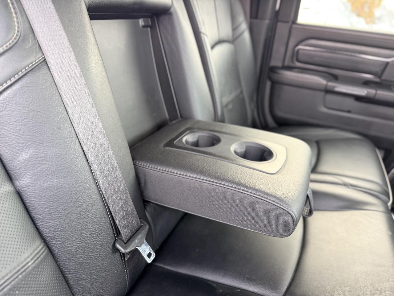 2022 RAM 2500 Limited 4x4 Mega Cab 6'4  Box | NAVIGATION | Photo