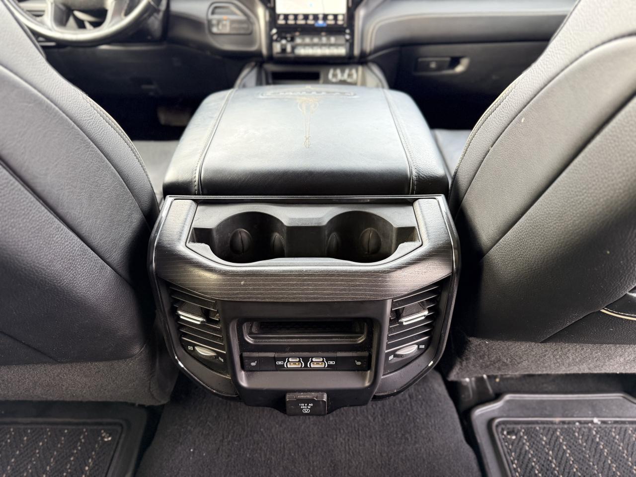 2022 RAM 2500 Limited 4x4 Mega Cab 6'4  Box | NAVIGATION | Photo