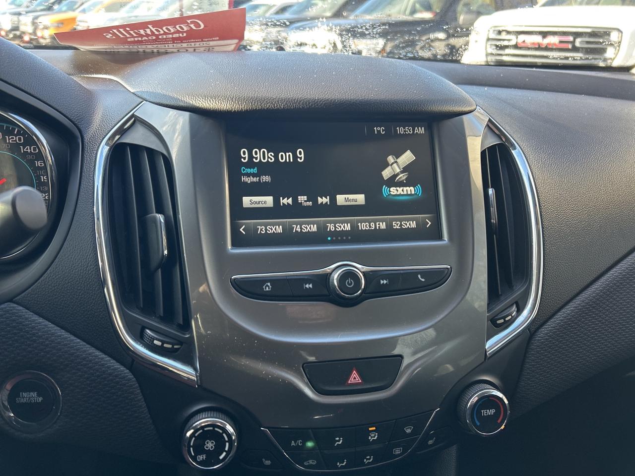 2018 Chevrolet Cruze MANUAL TRANSMISSION, BACK UP CAM, HEATED CLOTH! - Photo #19