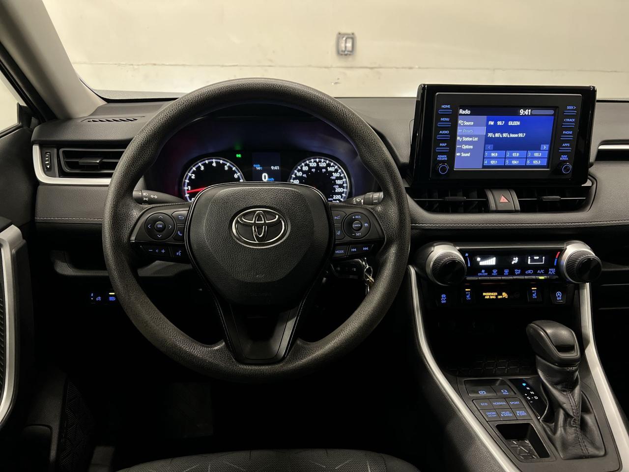 2021 Toyota RAV4 AWD |HTD SEATS |CARPLAY |BLUETOOTH | ADAPT. CRUISE Photo