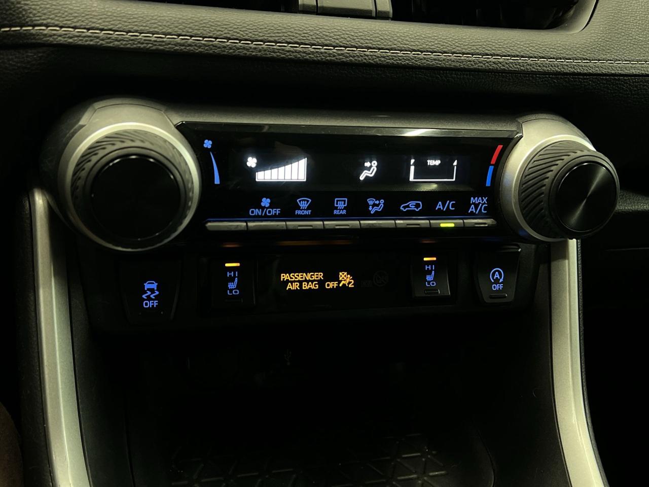 2021 Toyota RAV4 AWD |HTD SEATS |CARPLAY |BLUETOOTH | ADAPT. CRUISE Photo